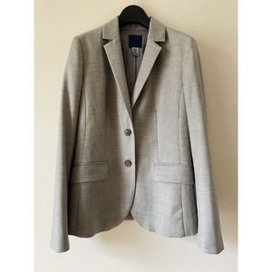 SOLD -- J Crew Super 120s Wool Blazer size 4 light grey 100% wool